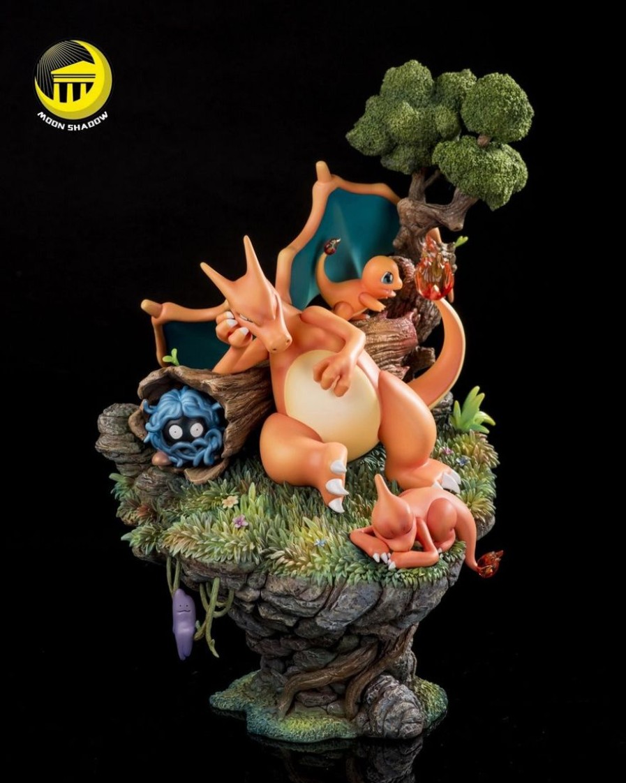 Anime Resins Moon Shadow Studio | >Pre Order< Moon Shadow Studio - Charizard Family
